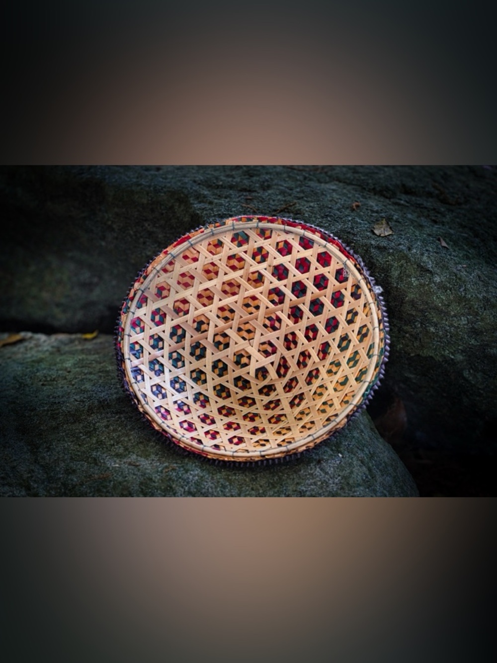 Vietnamese Nón Lá - Handcrafted Artisanal Weave Conical Hat - Picture 3 of 5